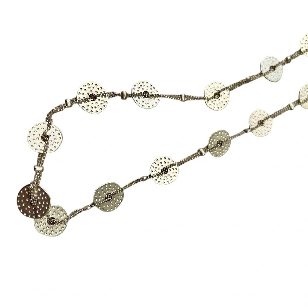 Trendy boutique boutique silver
